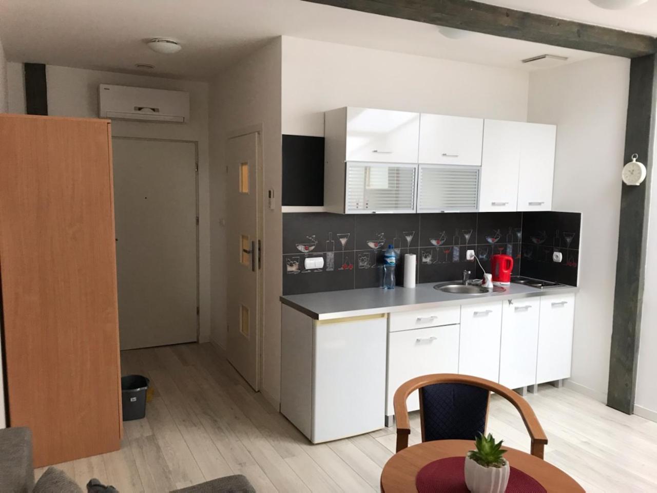 Appartamento Relaxbox Cracovia Esterno foto
